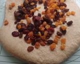 A picture of step 3 of Cinnamon and fruit tea-cake.