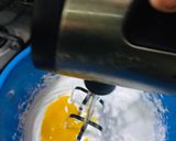 A picture of step 5 of Special Mango cake.