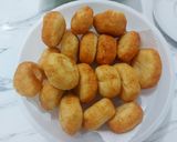 Foto langkah ke 6 dari resep Donat Kentang Super Lembut Takaran Sendok.