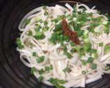 รูปขั้นตอนการทำที่ 7 ของ บะหมีขาวพะโล้滷味乾麵
