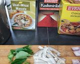 A picture of step 2 of Spicy misal pav.
