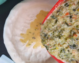 Foto del paso 5 de la receta: Tarta de puerro con masa de harina de arroz y fécula de maíz