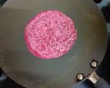 A picture of step 4 of Beetroot Thepla.