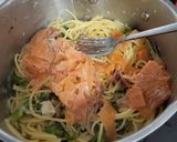 Foto del paso 3 de la receta: Pasta con salsa cremosa de salmón y bimi
