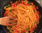 Foto del paso 5 de la receta: Spaguetti al pomodoro a mi estilo!
