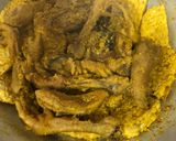 Foto langkah ke 3 dari resep Ayam Goreng Kuning.