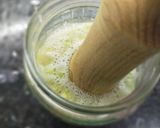 Foto del paso 2 de la receta: Chucrut casero, o col fermentada con manzana. Es una fuente de bacterias probióticas