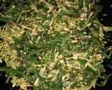 Foto langkah ke 5 dari resep Oseng daun kates pakis hijau.