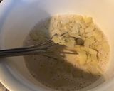 Une image de l'étape 7 de Tarte aux pêches jaunes et amandes (pâte brisée épeautre, semoule fine et lait).