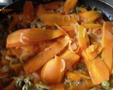 Foto del paso 6 de la receta: Cintas de zanahoria y calabacín amarillo...😜🥒🥕🍝🍜🥗🥙