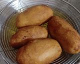 A picture of step 5 of Bread rolls.