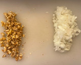 Foto del paso 1 de la receta: Espaguetis de calabacín en salsa Roquefort