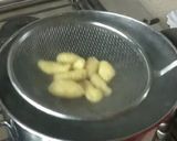 Foto del passaggio 4 della ricetta Gnocchi di patate al tegamino