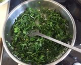 A picture of step 1 of Beans and spinach rice.