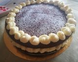 Foto del paso 8 de la receta: Tarta de chocolate rellena de frambuesa y mousse de vainilla 🥧