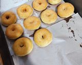 Foto langkah ke 8 dari resep Donat empuk tanpa kentang.