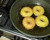 Foto langkah ke 8 dari resep Donut Labu Lembut.