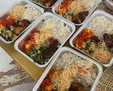 Foto langkah ke 3 dari resep Nasi Gurih Komplit.