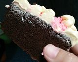 Foto langkah ke 5 dari resep Eggless Chocolate Cake.