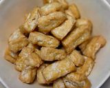 Foto langkah ke 1 dari resep Tumis Tahu Jamur.