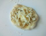 Sajtos-fűszeres fátyolkenyér recept fázis 6 fotója
