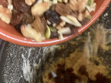 Galletas saladas de harina de garbanzos con semillas y frutos secos