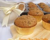 Foto langkah ke 8 dari resep Banana Choco Chips Muffin.