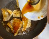 A picture of step 4 of Maple-Soy Sauce Red Snapper.