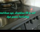 Foto langkah ke 6 dari resep Lontong plastik kukus.
