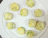A picture of step 3 of Crispy Corn Cheese Balls.