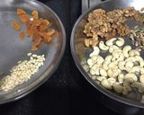 A picture of step 2 of Choco nutty balls.