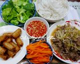 A picture of step 2 of Lemongrass Beef Noodle Salad with Egg Rolls.