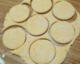 Foto del paso 2 de la receta: Bizcochitos salados con harina de almendras