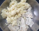 A picture of step 6 of Moraiya Farali Vada.