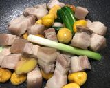 栗子红烧肉 —— 电饭煲料理，让厨房里的你轻松自如，让美食口感升级的食譜步驟2照片