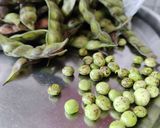 A picture of step 1 of Sole Vange Bhaji(Green Tuvar Brinjal Curry).