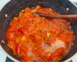 Foto del paso 2 de la receta: Crema de tomates con maní y suero de kéfir