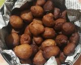 मीठे गुलगुले (Meethe gulgule recipe in hindi) रेसिपी चरण 3 फोटो