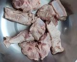 Hình bước làm 1 của món Lẩu sườn cho ngày cuối tuần