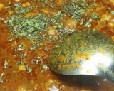 A picture of step 5 of Chole bhature.