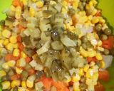Foto del passaggio 1 della ricetta Insalata Russa "Olivie" con gamberetti