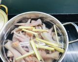 Hình bước làm 1 của món Chân gà xả tắc