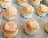 Foto del paso 4 de la receta: Volován o "Vol au vent" de Merluza y Surimi