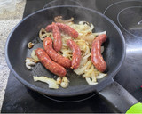 Foto del paso 2 de la receta: Salchichas con tomate