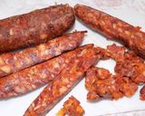 Foto del paso 1 de la receta: Fideos nidos con Txistorra y espinacas