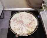 Une image de l'étape 2 de Gratin de pates, lardons et cheddar.