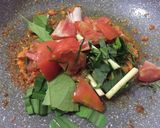 Foto langkah ke 3 dari resep Ayam Woku Kemangi.