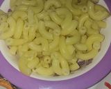 A picture of step 1 of Veg and pasta cubes.