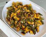 Une image de l'étape 15 de Courgettes jaunes, tomate noire et poivrons verts aux épices.