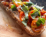 Foto del paso 5 de la receta: Bruschetta de tomates a la mostaza